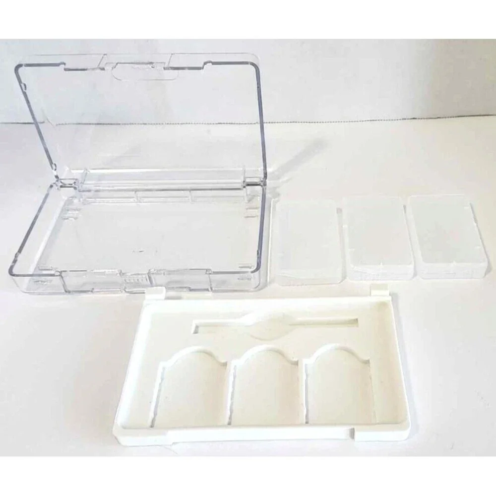 Nintendo DS Game Cartridge Case With Stylus Holder & EXTRA CASES INCLUDED